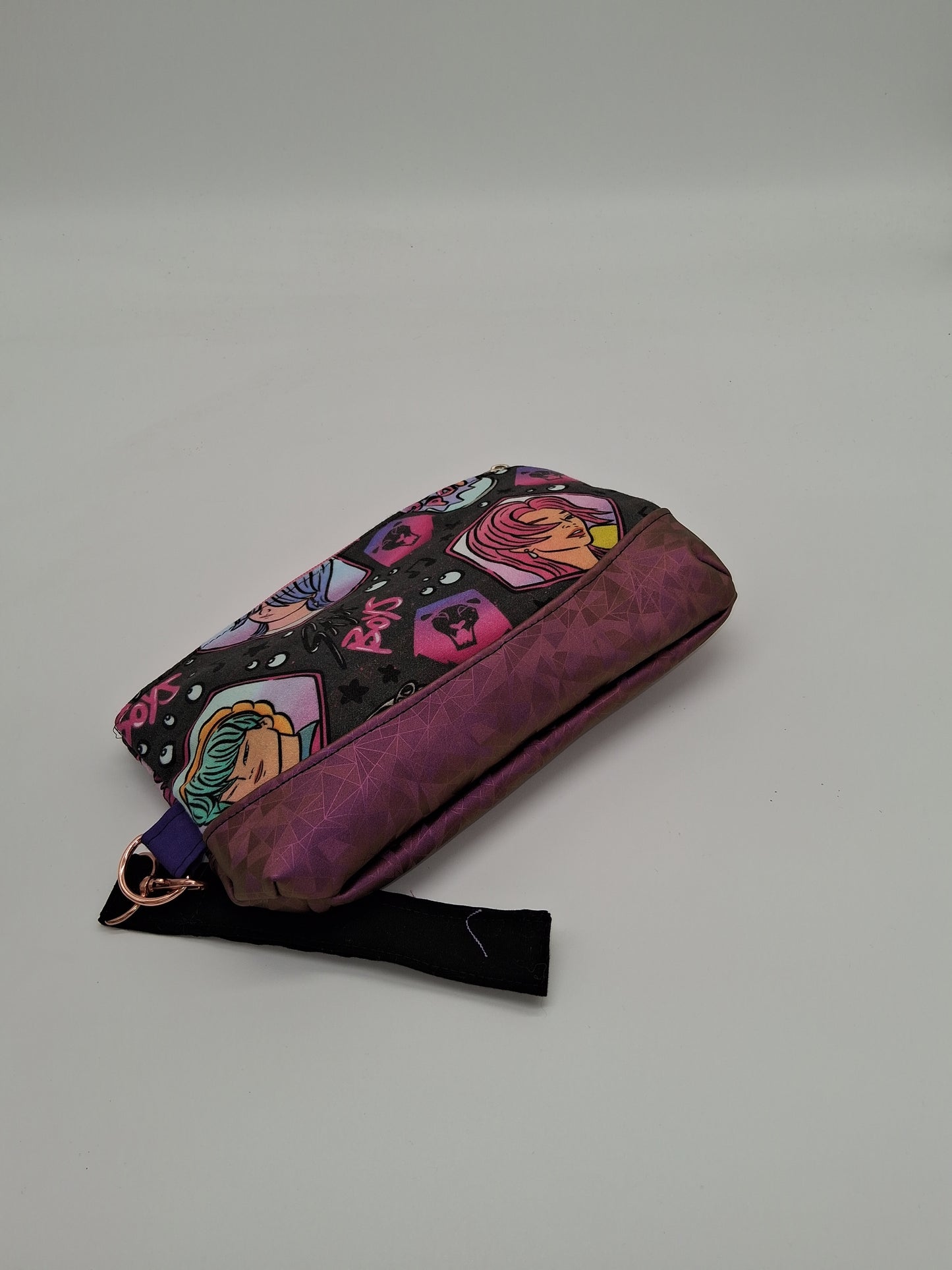 lion boys v. 1 Clematis wristlet