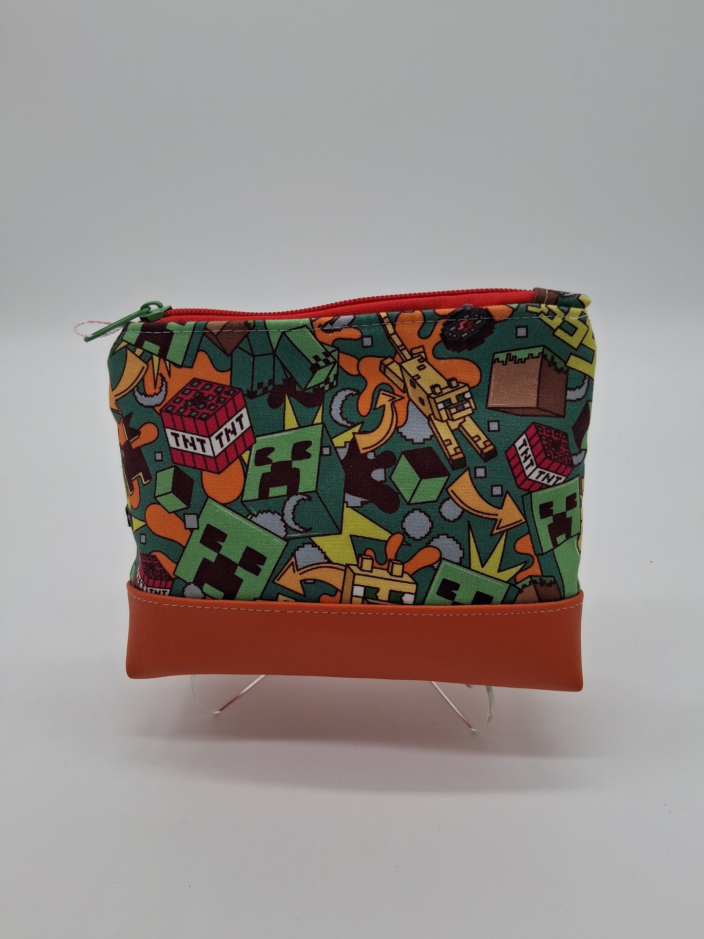 crafting chaos v. 2 boxy pouch