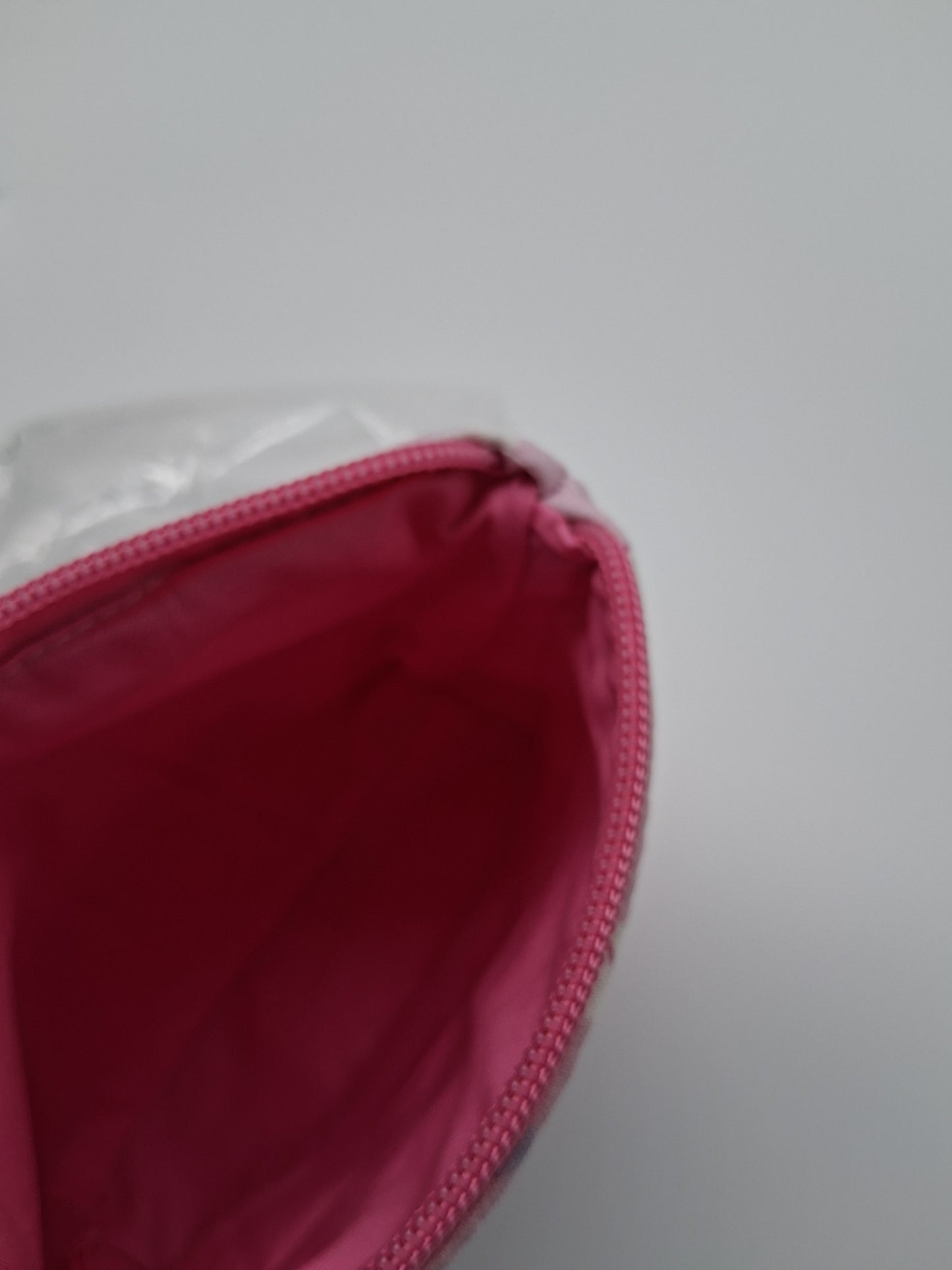 pastel knives v. 3 boxy pouch