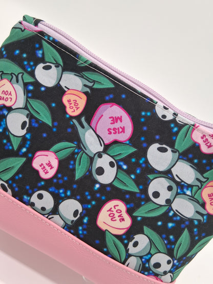 kiss me spirits v. 4 boxy pouch