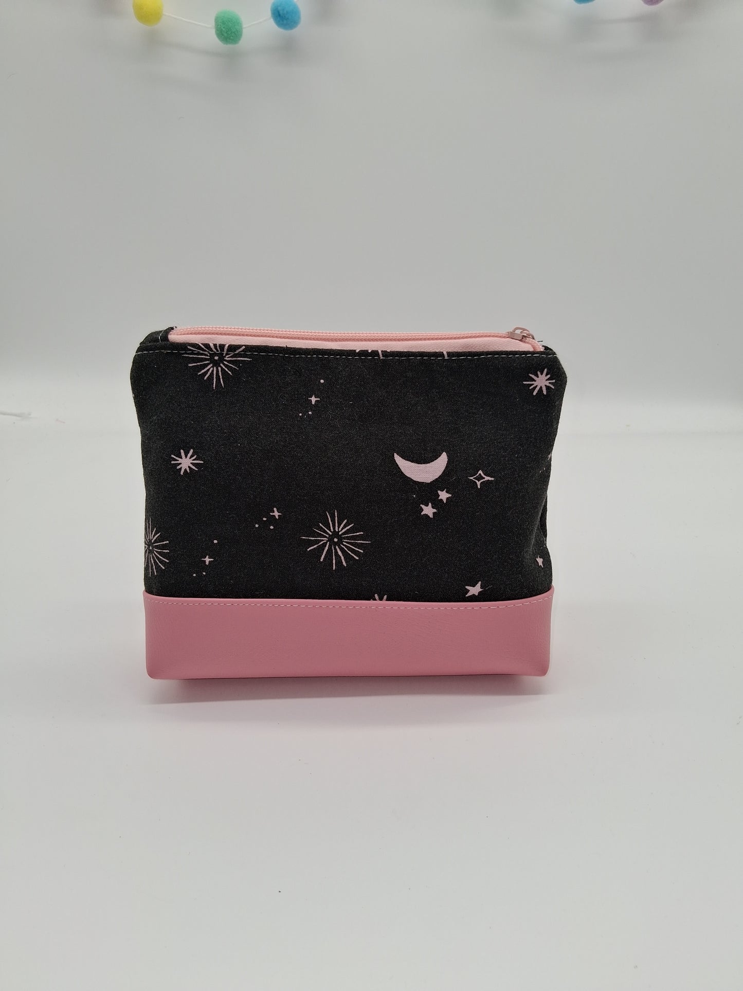 black pink skies v. 4 boxy pouch
