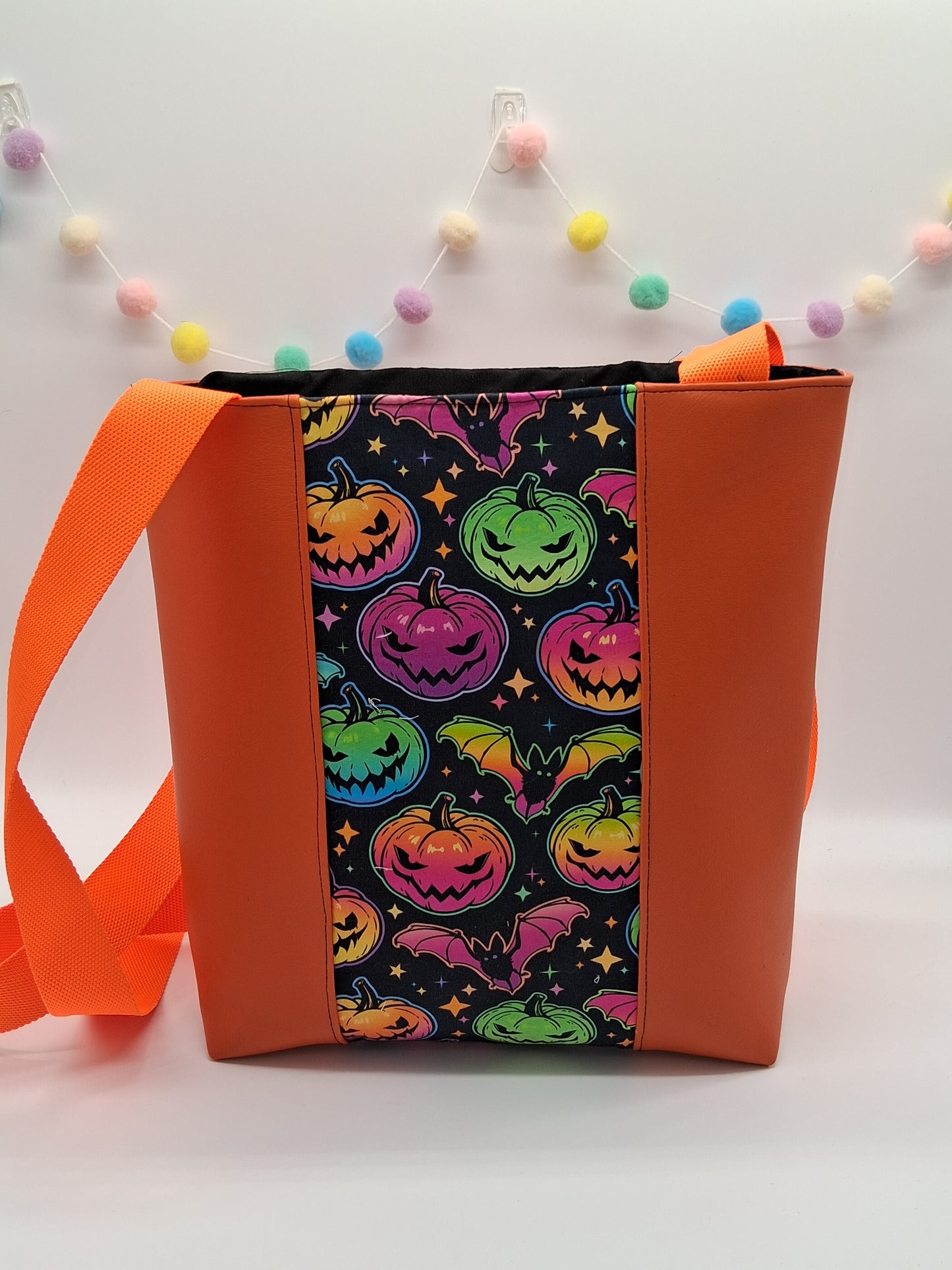 green meanies v. 3 large zippered tote