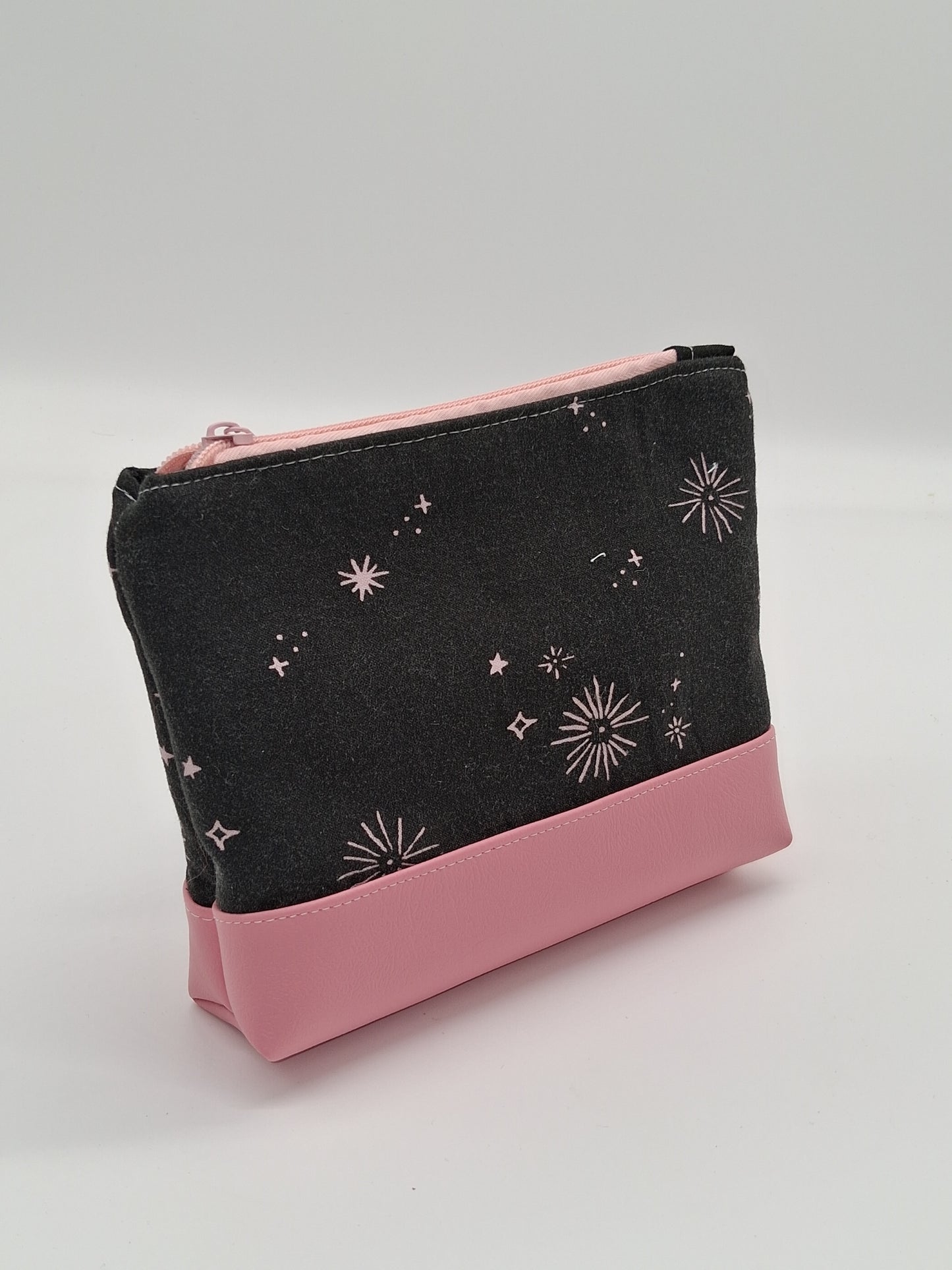 black pink skies v. 3 boxy pouch