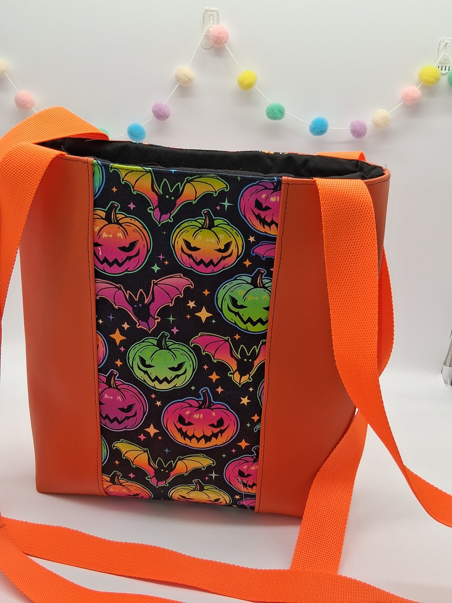 green meanies v. 3 large zippered tote