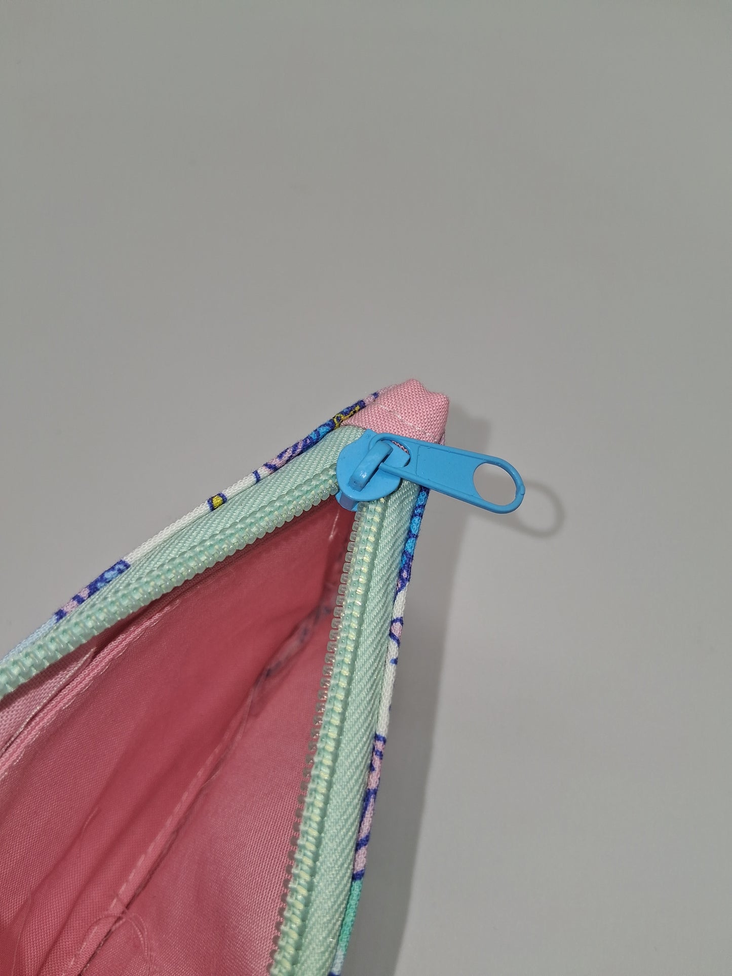 hello mermaid v. 1 piper ID holder