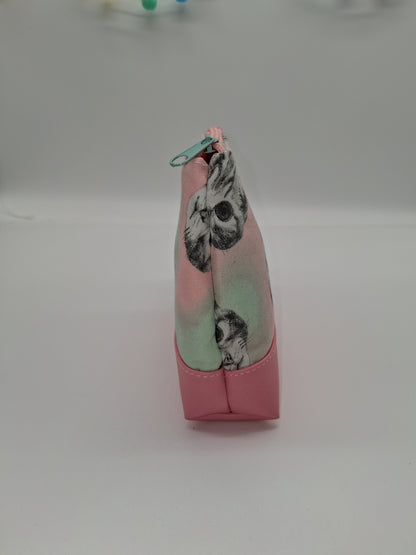 tossed kitties v. 1 boxy pouch