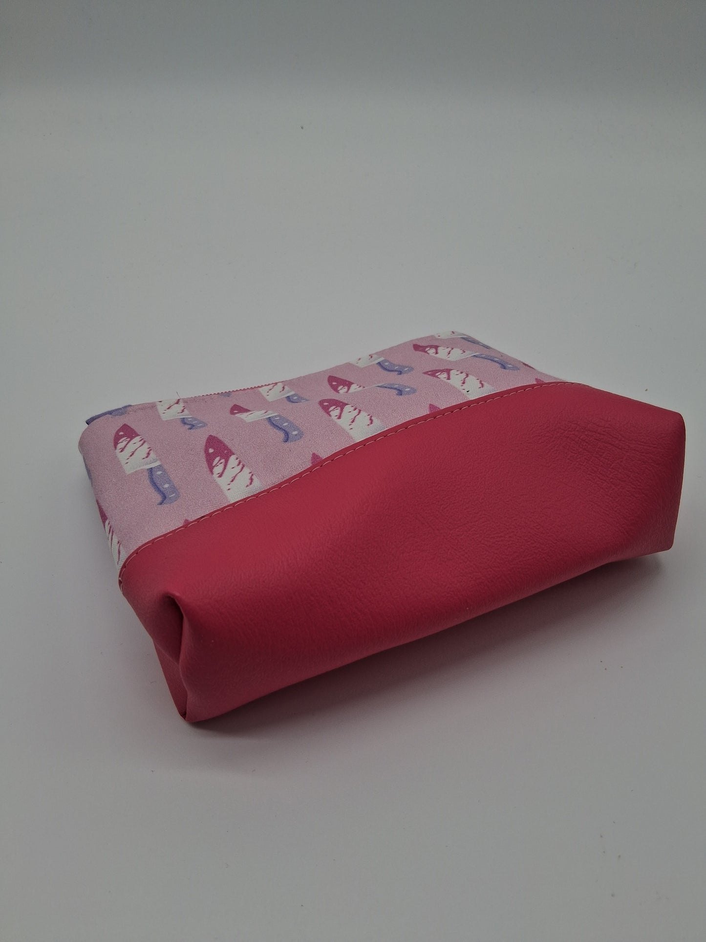 pastel knives v. 3 boxy pouch