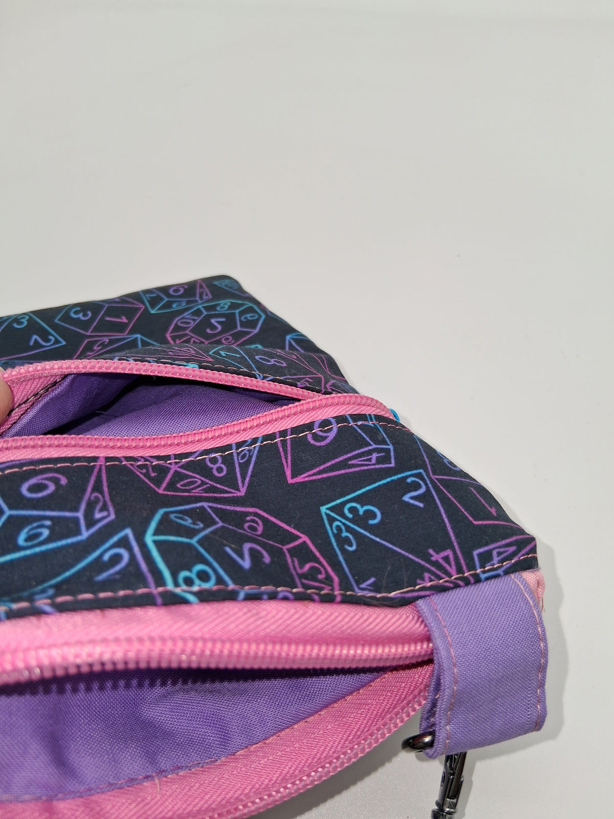 gradient dice v. 6 Lobelia mini crossbody
