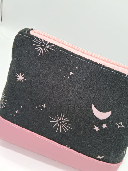 black pink skies v. 4 boxy pouch