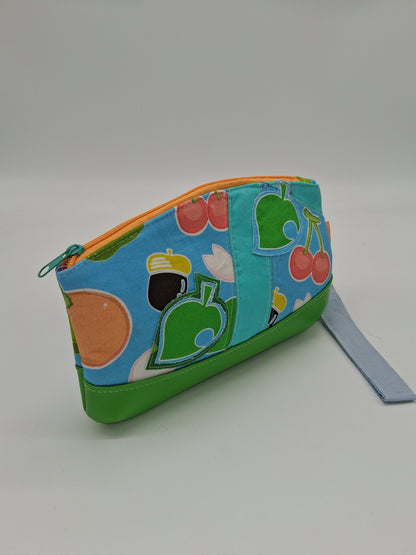 island fruits v. 1 Clematis wristlet
