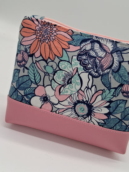 favourite florals v. 1 boxy pouch