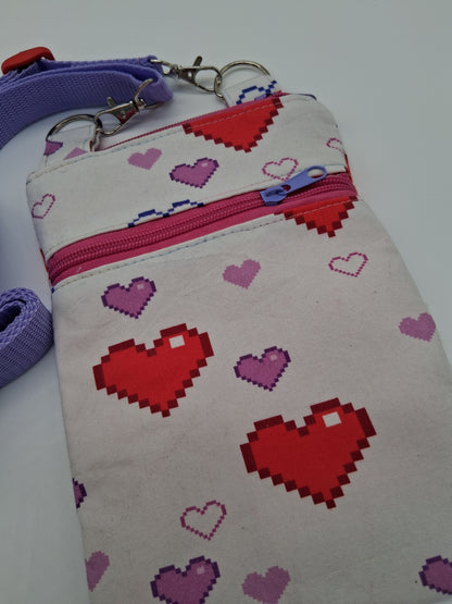 pixelated hearts v. 4 Lobelia mini crossbody